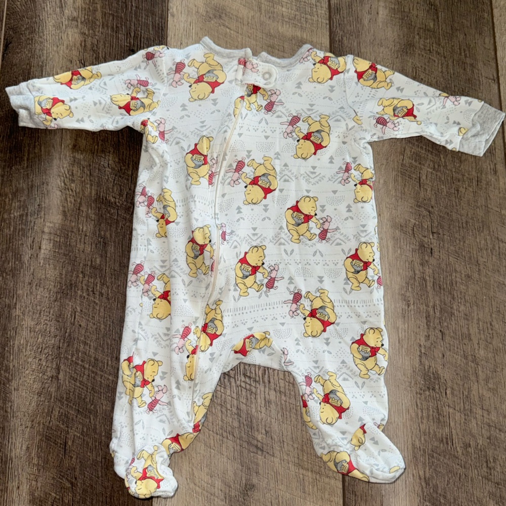 Disney Baby Winnie the Pooh Sleep and Play Footie Pajamas 0-3 months